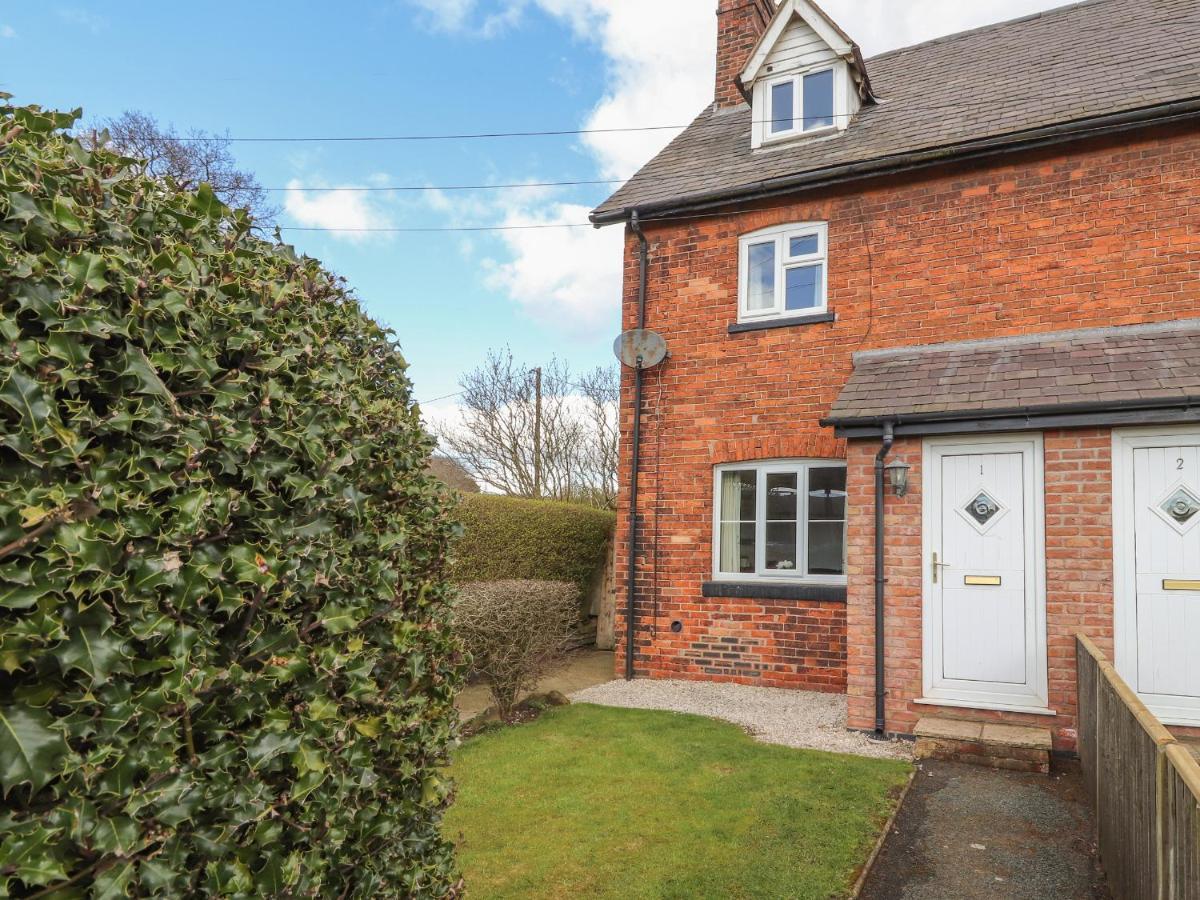 1 Organsdale Cottages Kelsall Hill Exteriör bild